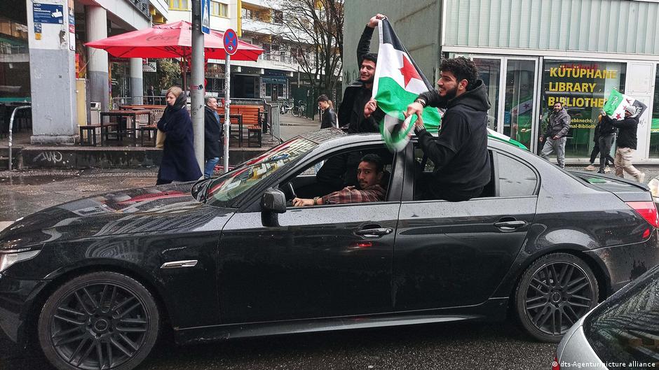 CSU chce „ofensywy deportacyjnej”. Prasa: pogoń za skrajną prawicą