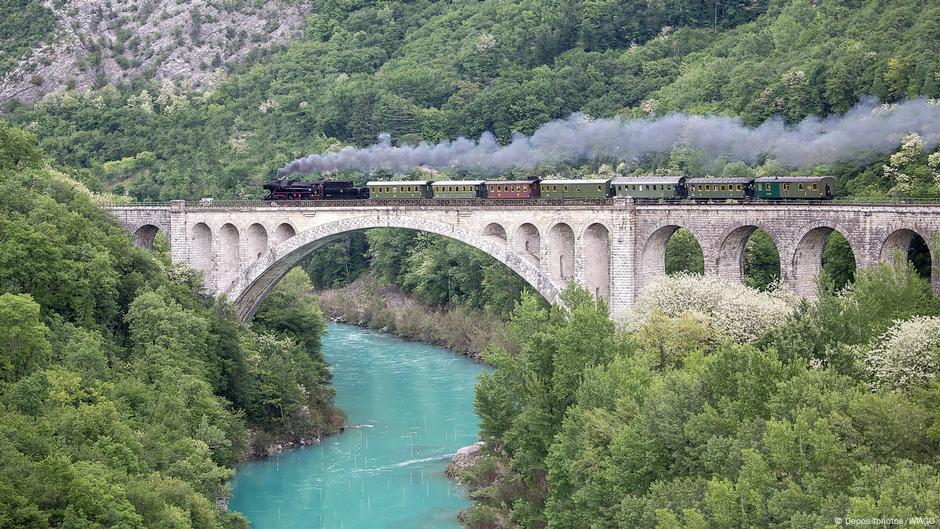 Solkanski most kod Nove Gorice najduži je lučni kameni most na svetu