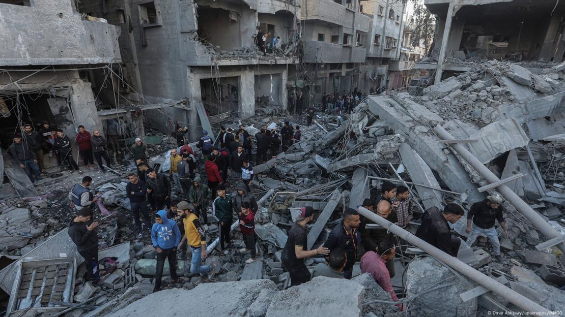 اسرائیلی بمباری سے متاثر غزہ کا ایک علاقہ