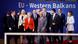 Čelnici EU-a i zemalja zapadnih Balkana pred plavim zidom na kojemu stoji EU - Western Balkans Čelnici EU-a i zemalja zapadnih Balkana pred plavim zidom na kojemu stoji EU - Western Balkans