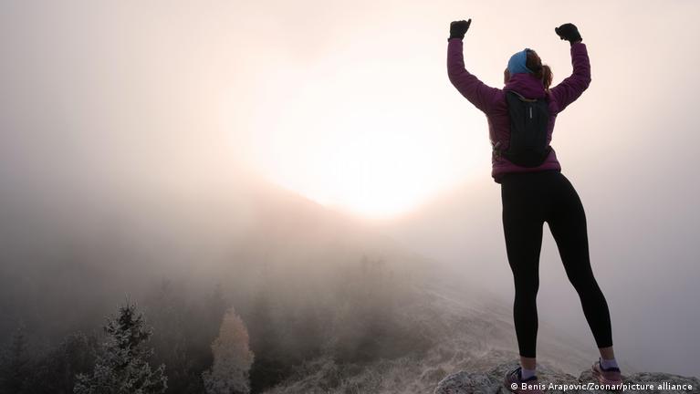 Exclusive: The Babylon Bee Has Obtained A Copy Of Trump‘s New Year’s Resolutions #BabylonBee - <img decoding=