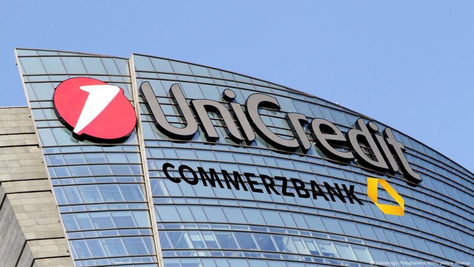 Commerzbank plans job cuts, new goals to fend off UniCredit – DW – 02/12/2025