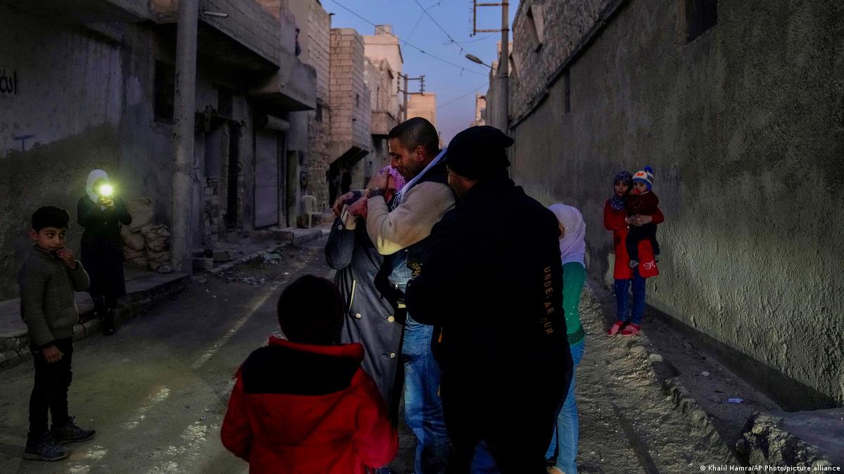 After Assad's fall, over 300,000 Syrians return home