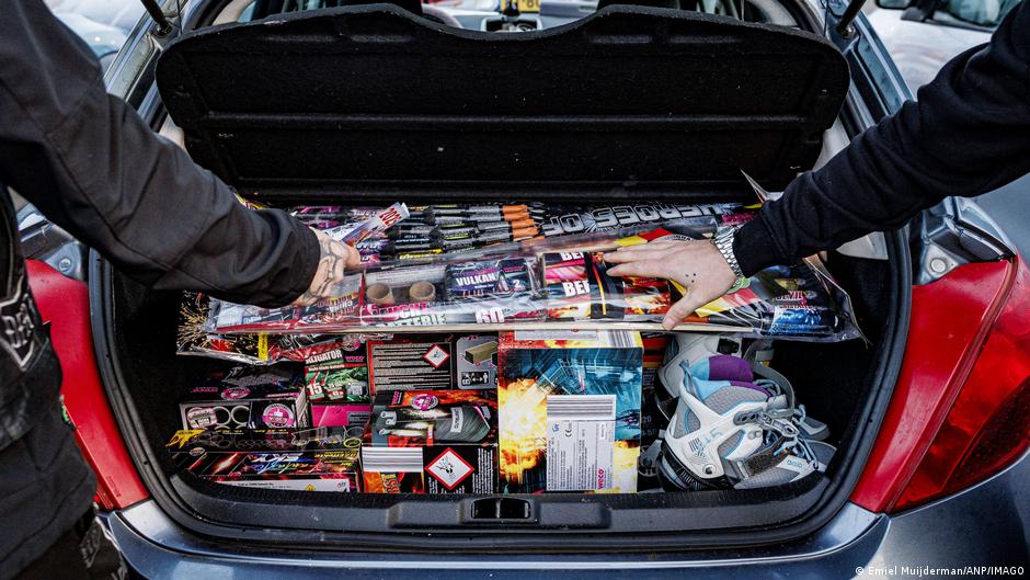 „FAZ”: Niemcy kupują fajerwerki na polskich bazarach