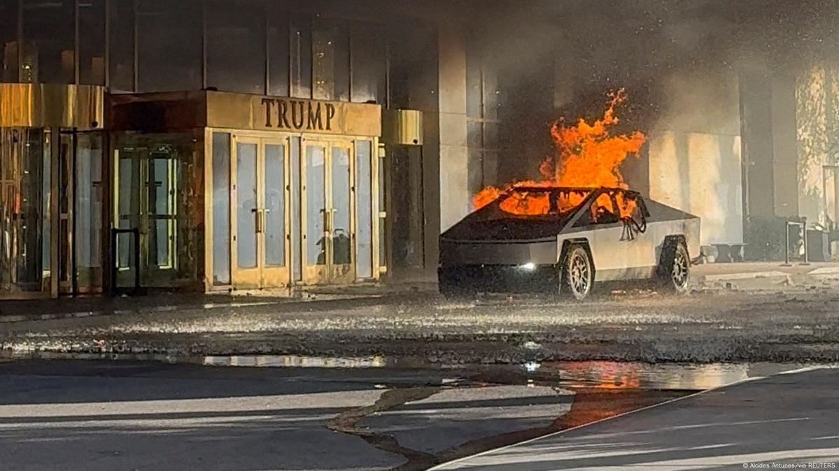 Man Shot Himself in Head Before Cybertruck Exploded Outside Trump’s Las Vegas Hotel, Officials Say