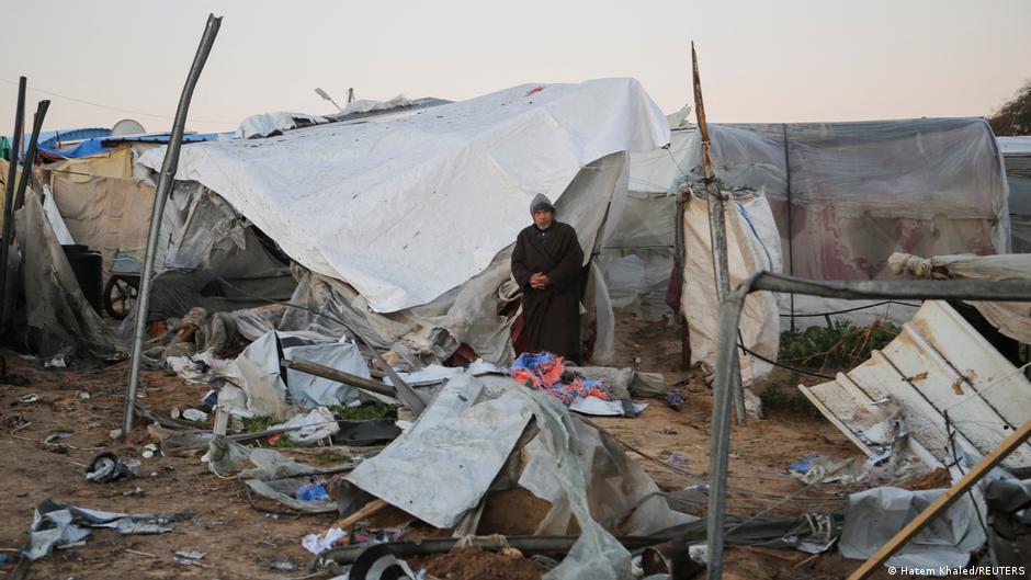 VKontakteda mushukni yalash Don kazak ayoli bilan jinsiy aloqa