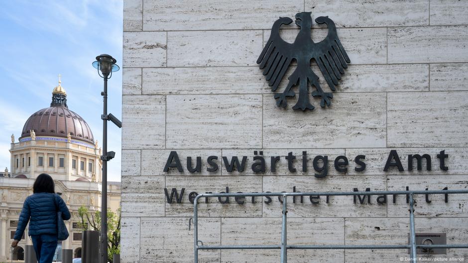 U Ministarstvu spoljnih poslova u Berlinu rešavaju se „suvišnih“ odeljenja