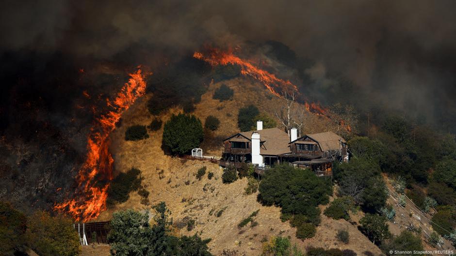 News kompakt: 24 Tote in Los Angeles, Winde wieder stärker