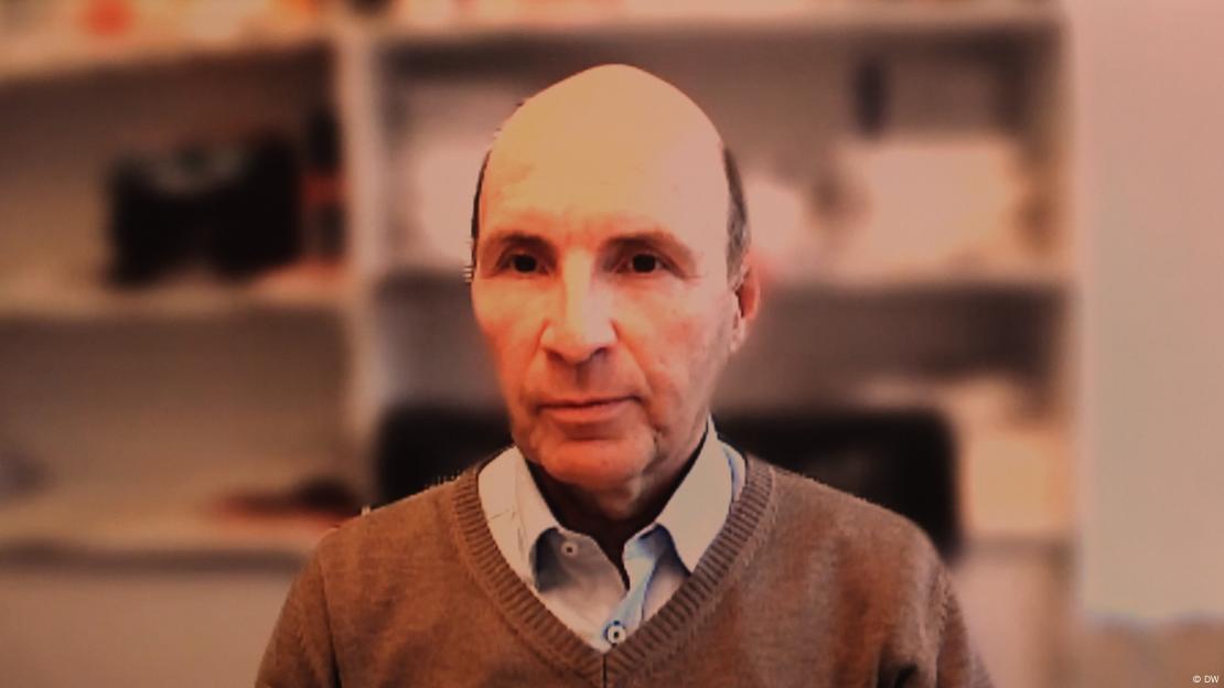 A closeup picture of Jürgen Matthes