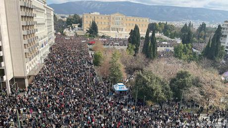 Δεν έχει οξυγόνο η Δημοκρατία στην Ελλάδα