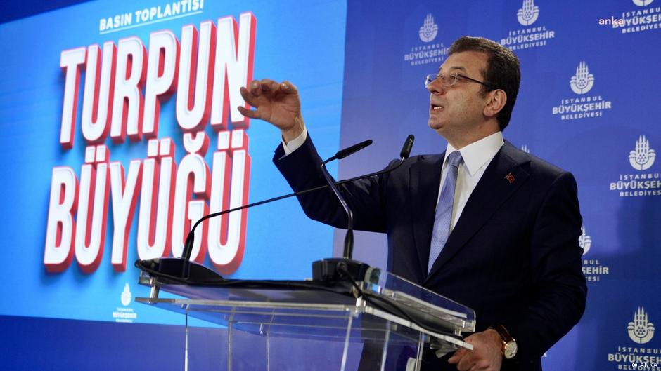 CHP'nin tutuklu cumhurbaşkanı adayı Ekrem İmamoğlu'nun yargılandığı "bilirkişi davası" bugünkü duruşmada 108 gün sonraya ertelendi