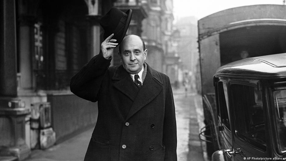 Police exhume body of former Czechoslovak foreign minister Jan Masaryk