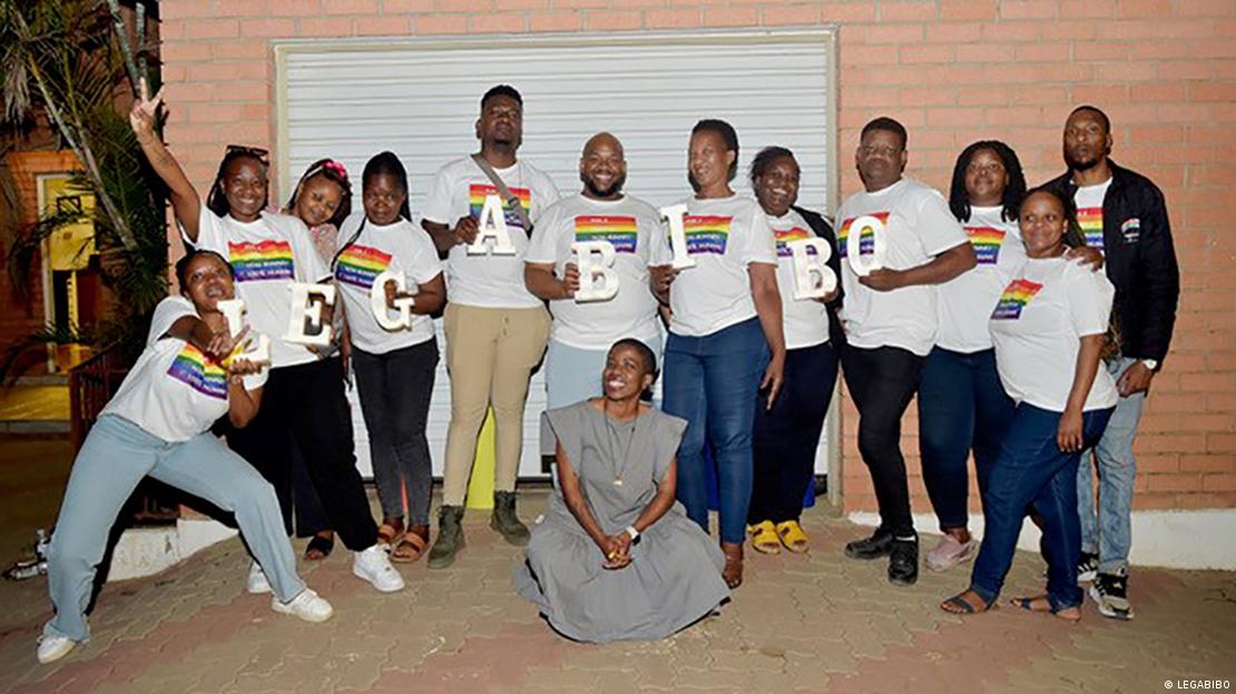 Botswana: les membres de l'ONG LEGABIBO qui milite contre la pénalisation de l'homosexualité Botswana: les membres de l'ONG LEGABIBO qui milite contre la pénalisation de l'homosexualité