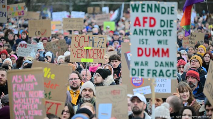 Como a AfD está dividindo a Alemanha