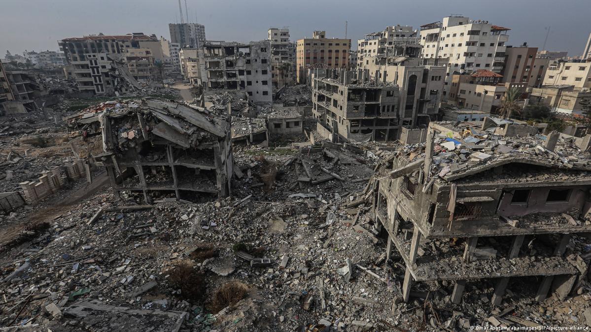 Más de 300 muertos en nuevos ataques de Israel en Gaza