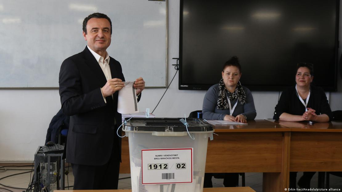 Kurti na biračkom mjestu