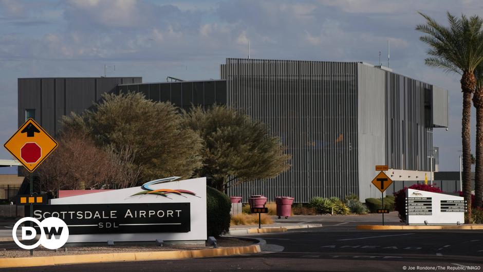 Private jet collision in Scottsdale, Arizona, kills 1