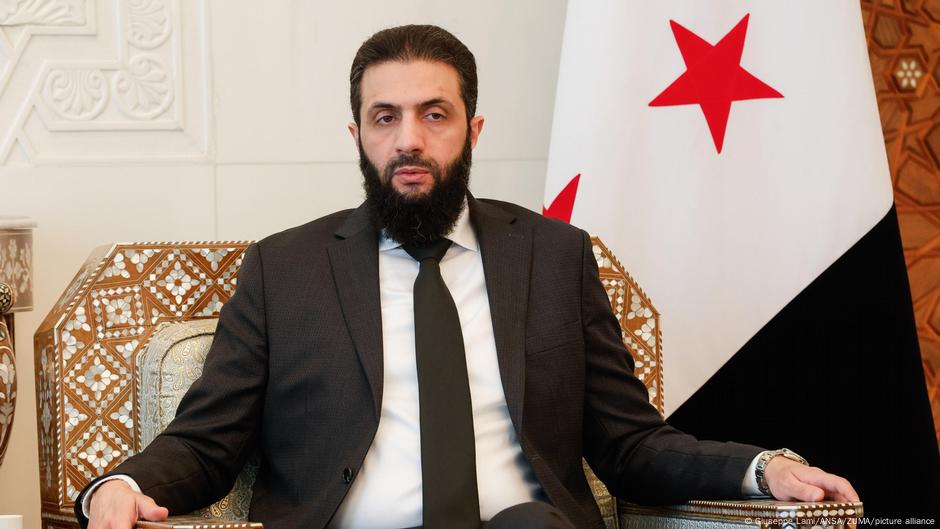 Siria Designa Comité para Redactar Proyecto de Constitución – DW – 02/03/2025