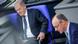 Scholz y Merz durante una sesión parlamentaria. Scholz y Merz durante una sesión parlamentaria.