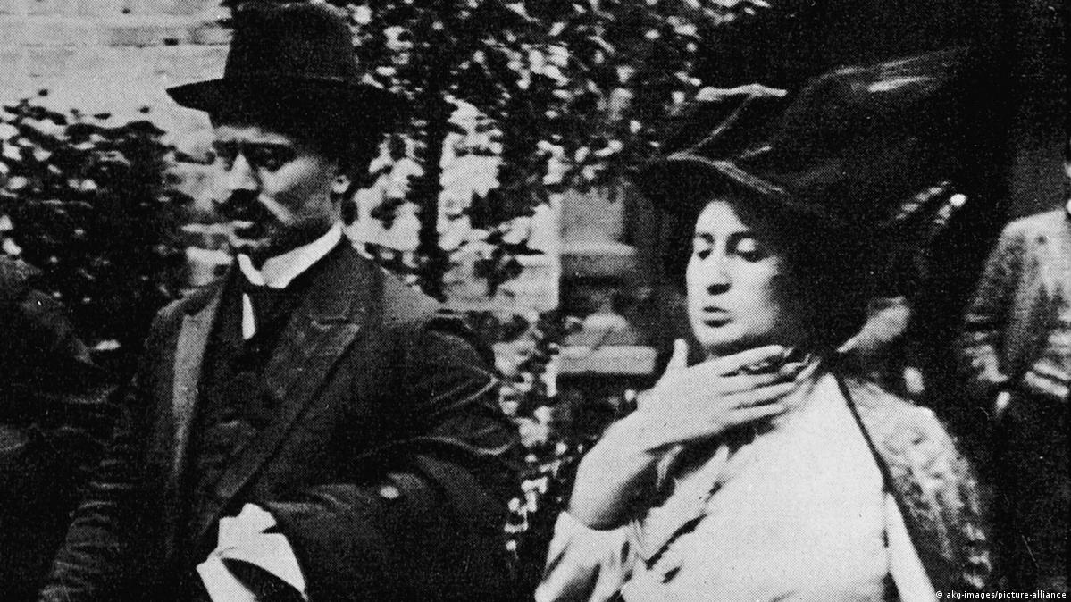 Leipzig | Rosa Luxemburg und Karl Liebknecht, 1909 1909年,卢森堡和李卜克内西在莱比锡德国社会民主党(SPD)党代会