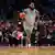 LeBron James se mantiene como toda una estrella de la NBA a sus 40 años de edad.