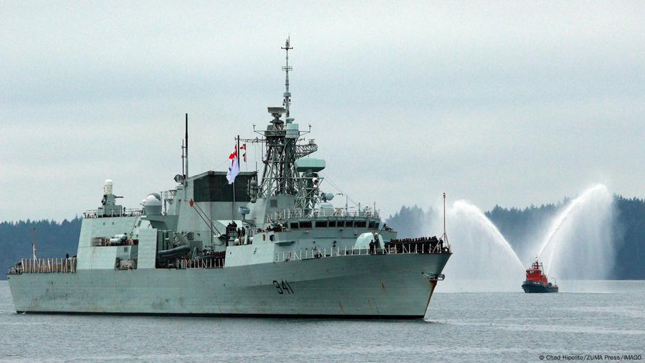 Canadian warship passing through Taiwan Strait irks China – DW – 02/17/2025