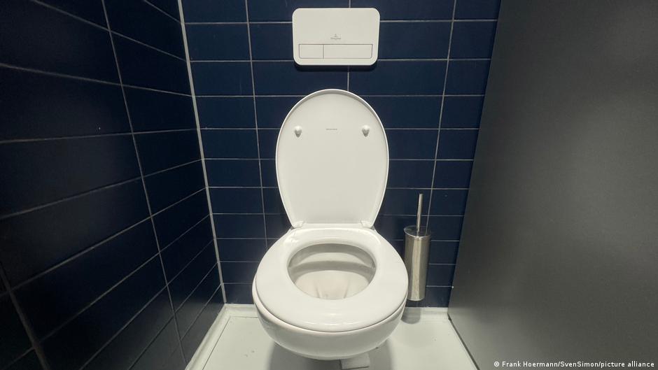 The world ditched wasteful toilets, the US stayed behind