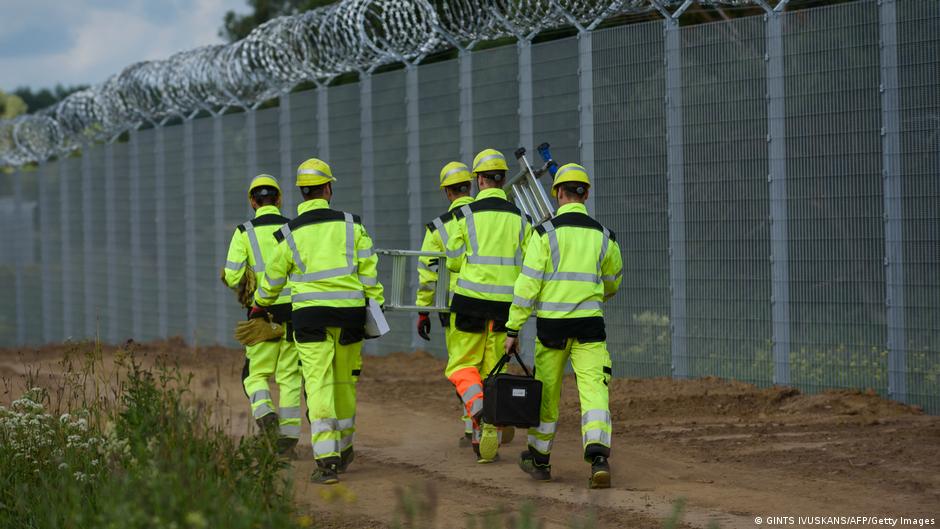 НАТО озброїть східний фланг роботами і дронами