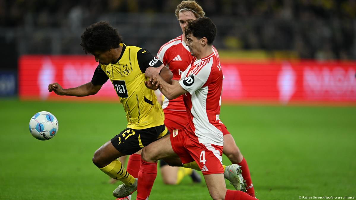 بوندسليغا- دورتموند يكتسح يونيون برلين وليفركوزن يطارد بايرن – DW –  2025/2/22