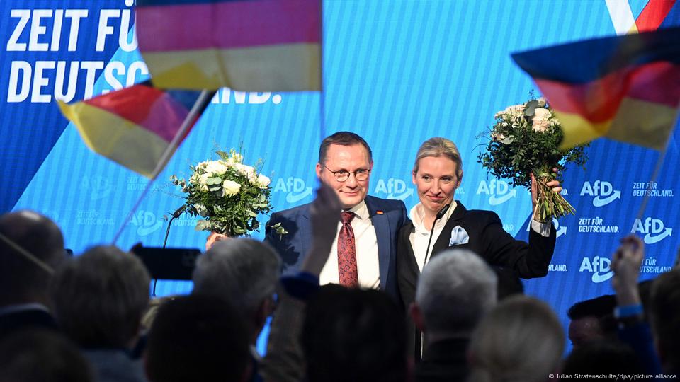 AfD eş genel başkanları Alice Weidel ve Tino Chrupalla 