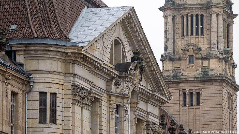 Berlin man jailed for attack ruled to be antisemitic – DW – 04/18/2025