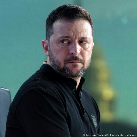 Zelenskyy says Ukraine must be 'heard' after Trump clash – DW – 03/01/2025