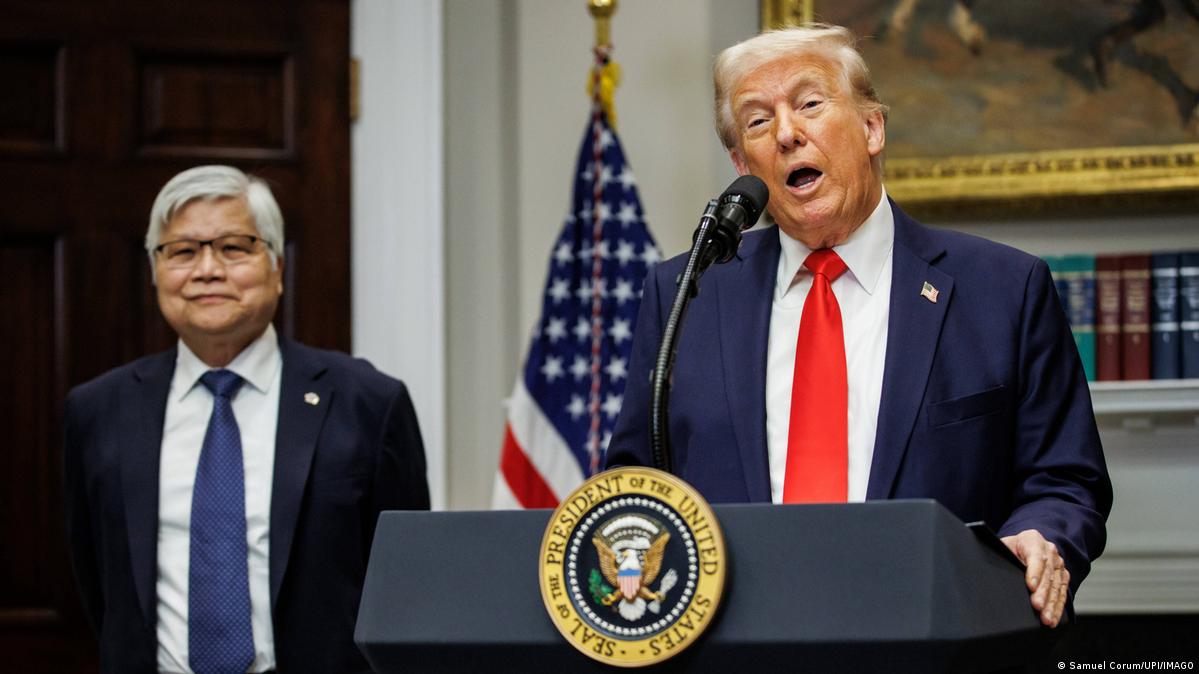 特 朗 普 习近平 已 打 电话 给 我 (99) 사진