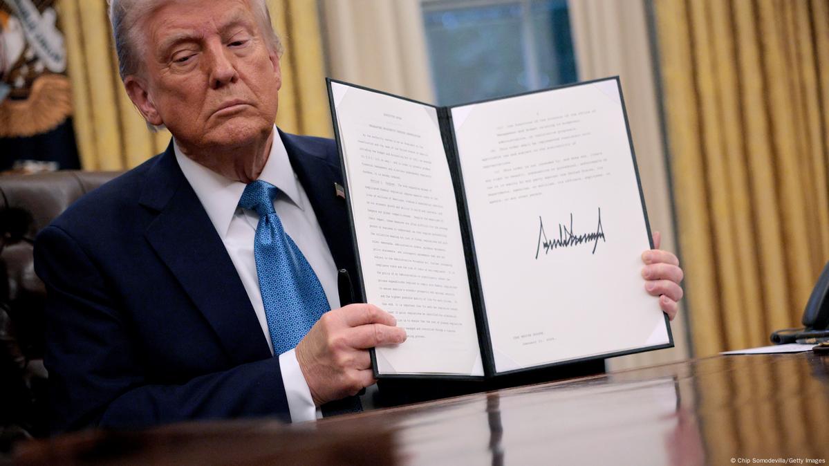 Trump’s EPA to roll back cornerstone of climate action – DW