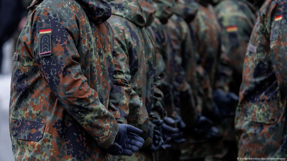 Germany news: Coalition frictions open on military service DW 10/14/2025