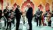 Një imazh i Presidentit Steinmeier duke marrë pjesë në iftar me besimtarët myslimanë në xhaminë e Berlinit, duke shtrënguar duart me përfaqësuesit e komunitetit. Një imazh i Presidentit Steinmeier duke marrë pjesë në iftar me besimtarët myslimanë në xhaminë e Berlinit, duke shtrënguar duart me përfaqësuesit e komunitetit.