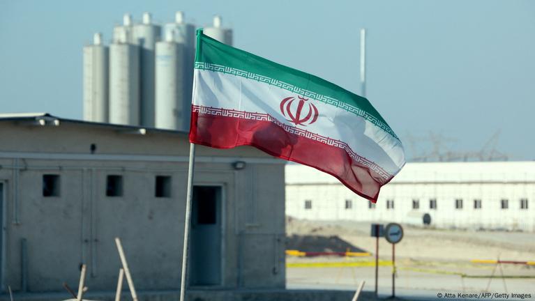 How close is Iran to getting a nuclear bomb? – DW – 06/15/2025