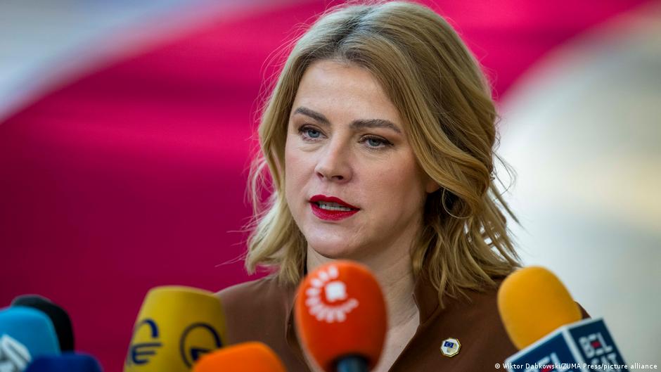 До Києва прибула прем'єрка Латвії
