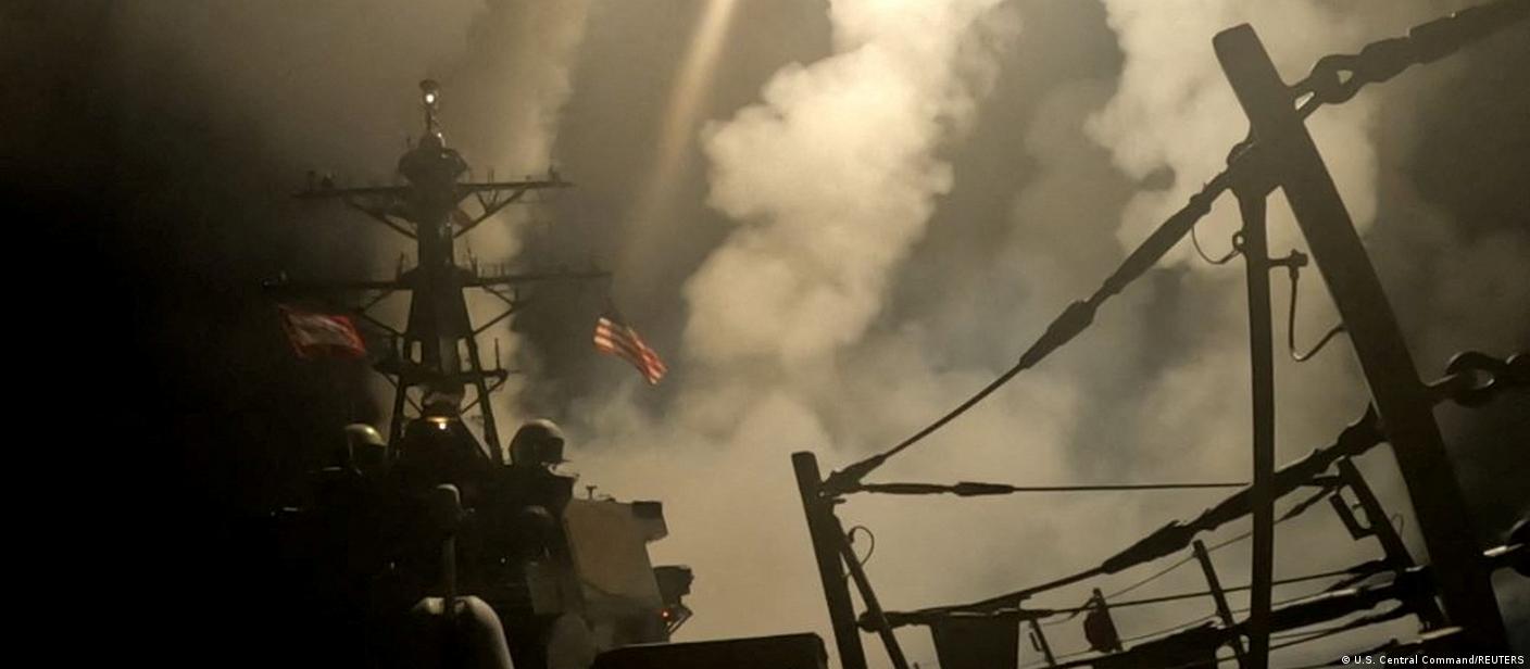 Suben a 74 los muertos tras bombardeo de EE.UU. en Yemen – DW – 18/04/2025