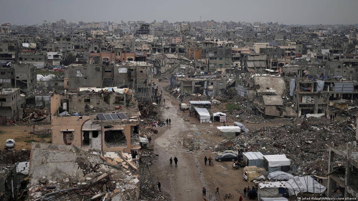 Ataque israelí deja más de 100 muertos en el norte de Gaza