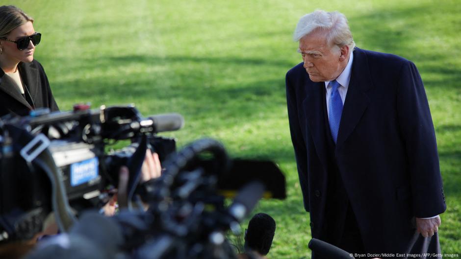 Trump amenaza con más aranceles a Canadá y la Unión Europea – DW – 27/03/2025 Trump amenaza con más aranceles a Canadá y la Unión Europea – DW – 27/03/2025