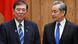 日本首相石破茂和中國外長王毅 日本首相石破茂和中國外長王毅