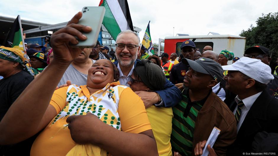 Expelled South African ambassador welcomed home from US