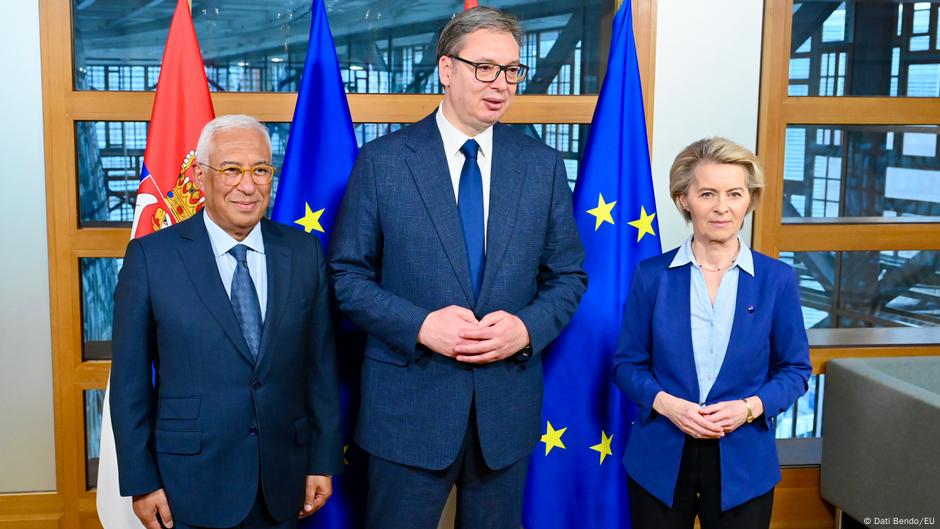 Antonio Kosta, Aleksandar Vučić i Ursula fon der Lajen u Briselu