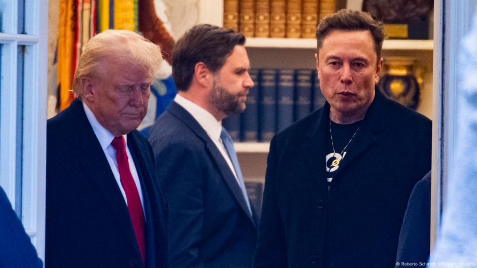 Donald Tramp, Džej Di Vens i Ilon Mask u Ovalnom kabinetu (14.03.2025.)