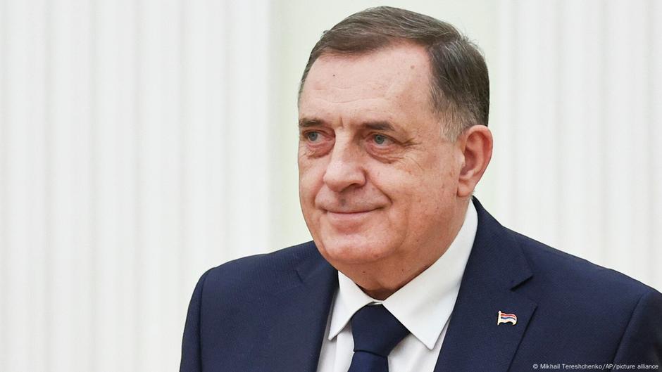 Укинат притворот за Додик: Човек над законот?