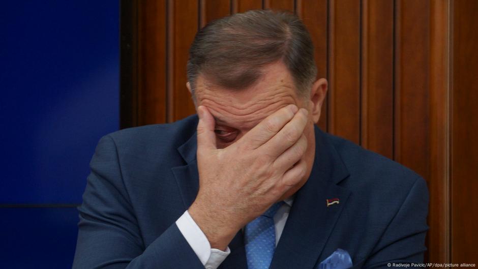 Milorad Dodik u nezavidnoj poziciji