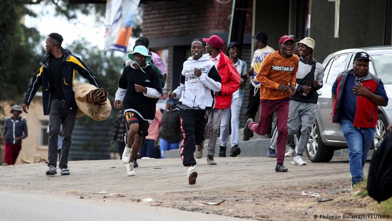 Is Zimbabwe's political crisis likely to escalate?