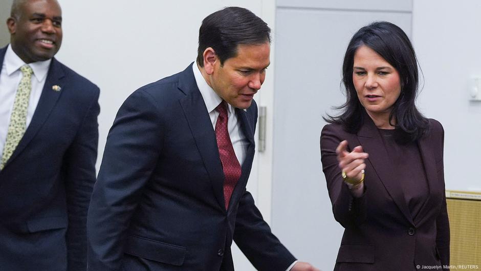 Marko Rubio i Analena Berbok na NATO samitu u Briselu, 4.04.2025.