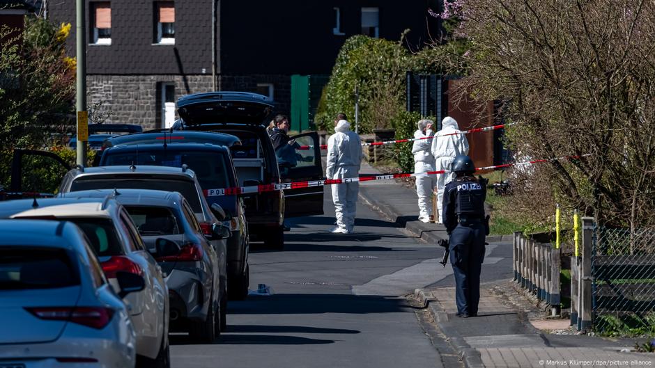 Germany: Suspected triple murderer found dead